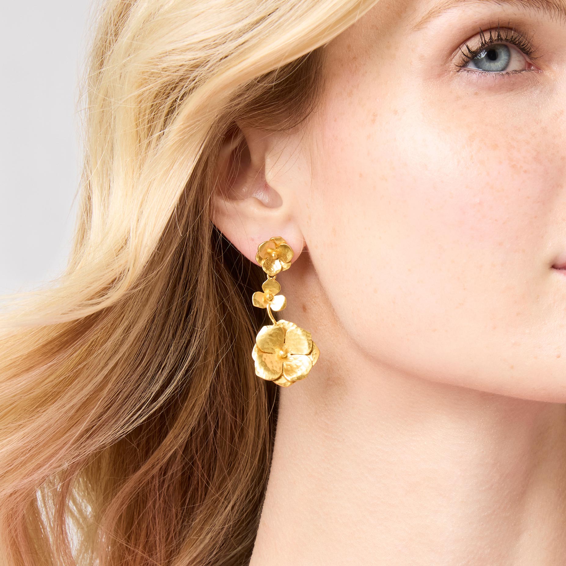 Bloom Tier Gold Earring | Julie Vos