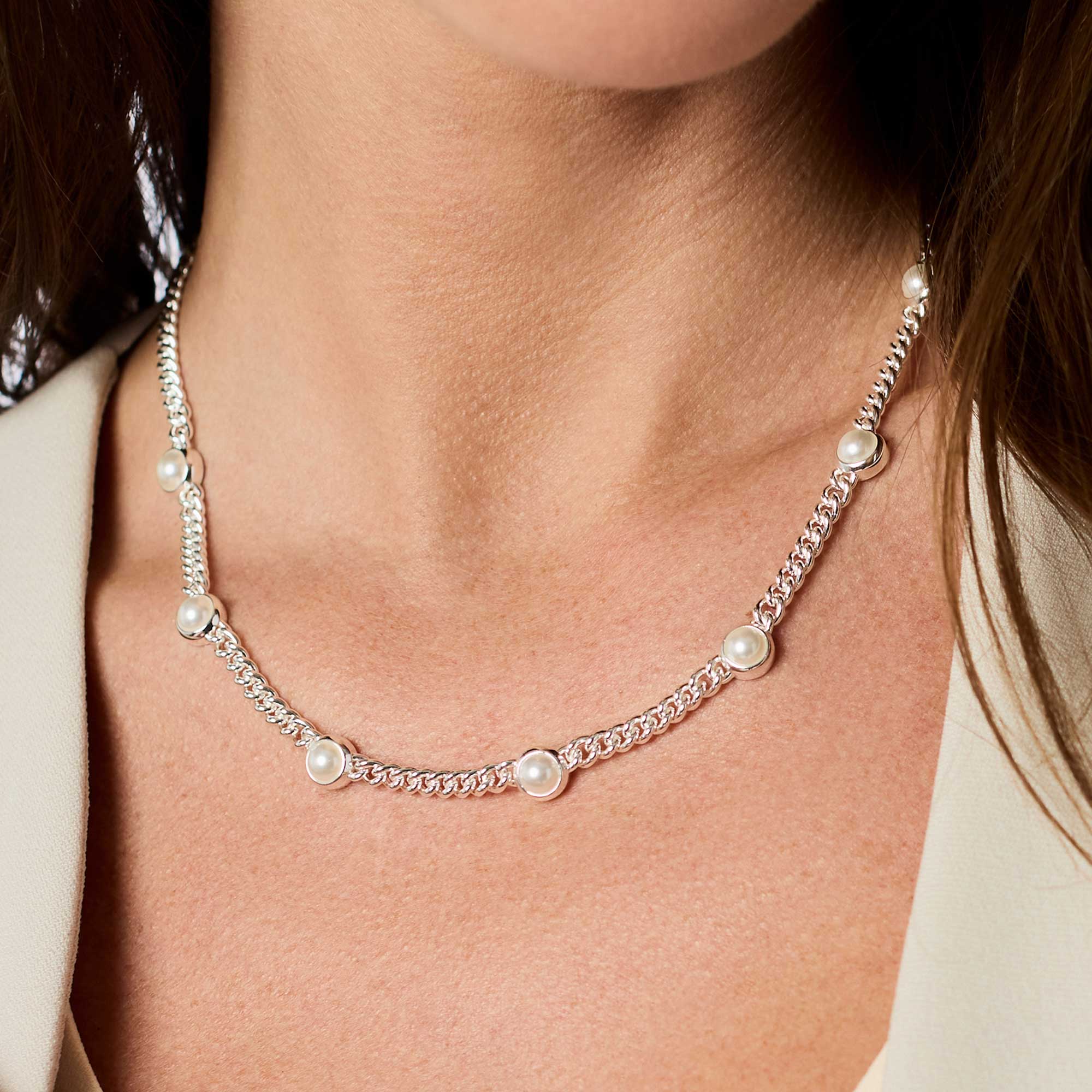 Dolce Delicate Station Necklace | Julie Vos