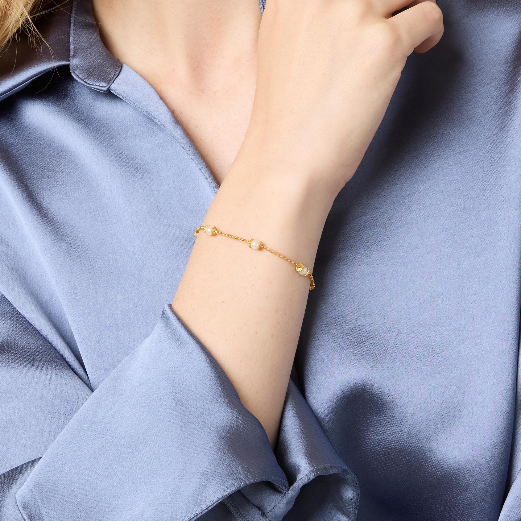Hydra Delicate Gold Bracelet | Julie Vos