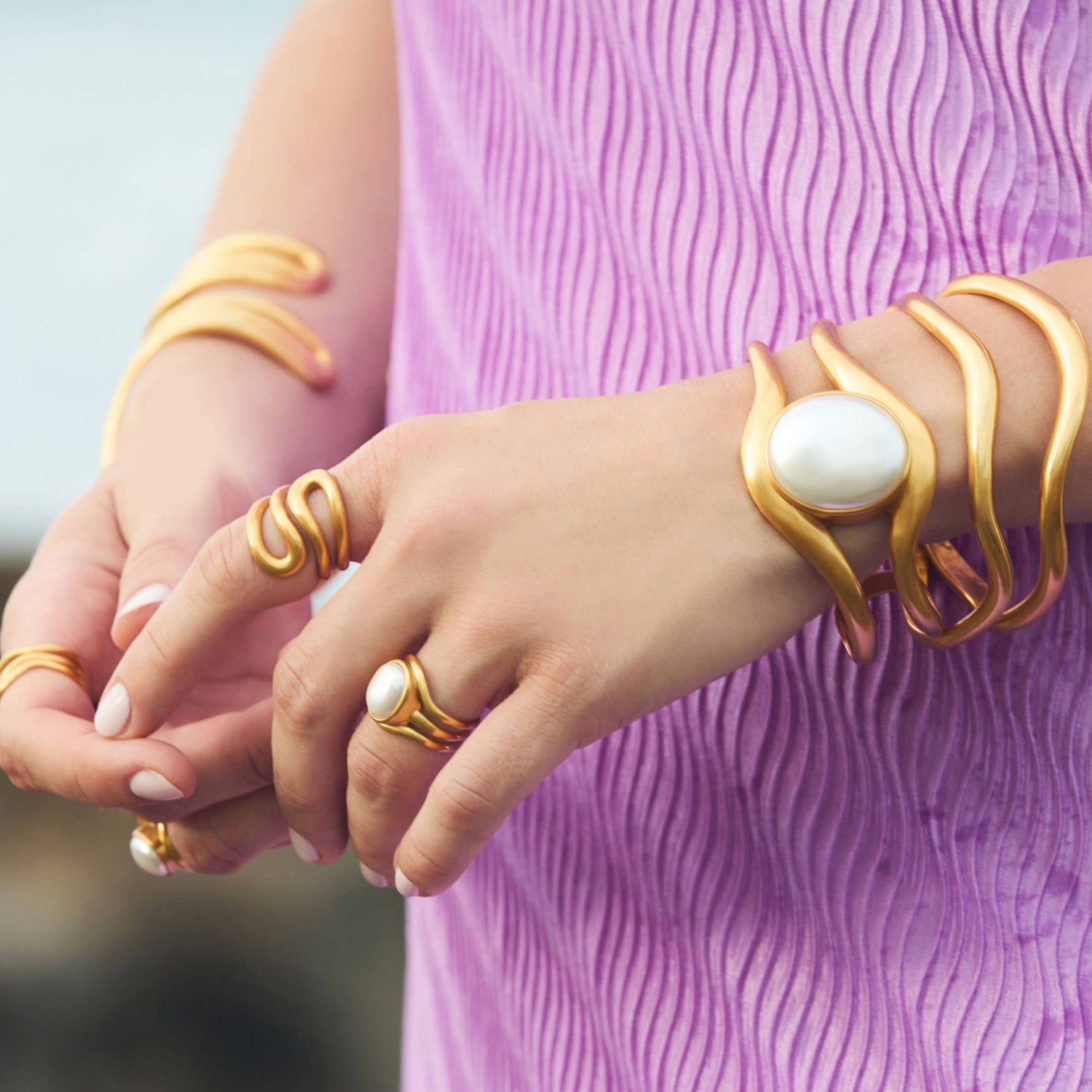 Wave Bangle | Julie Vos