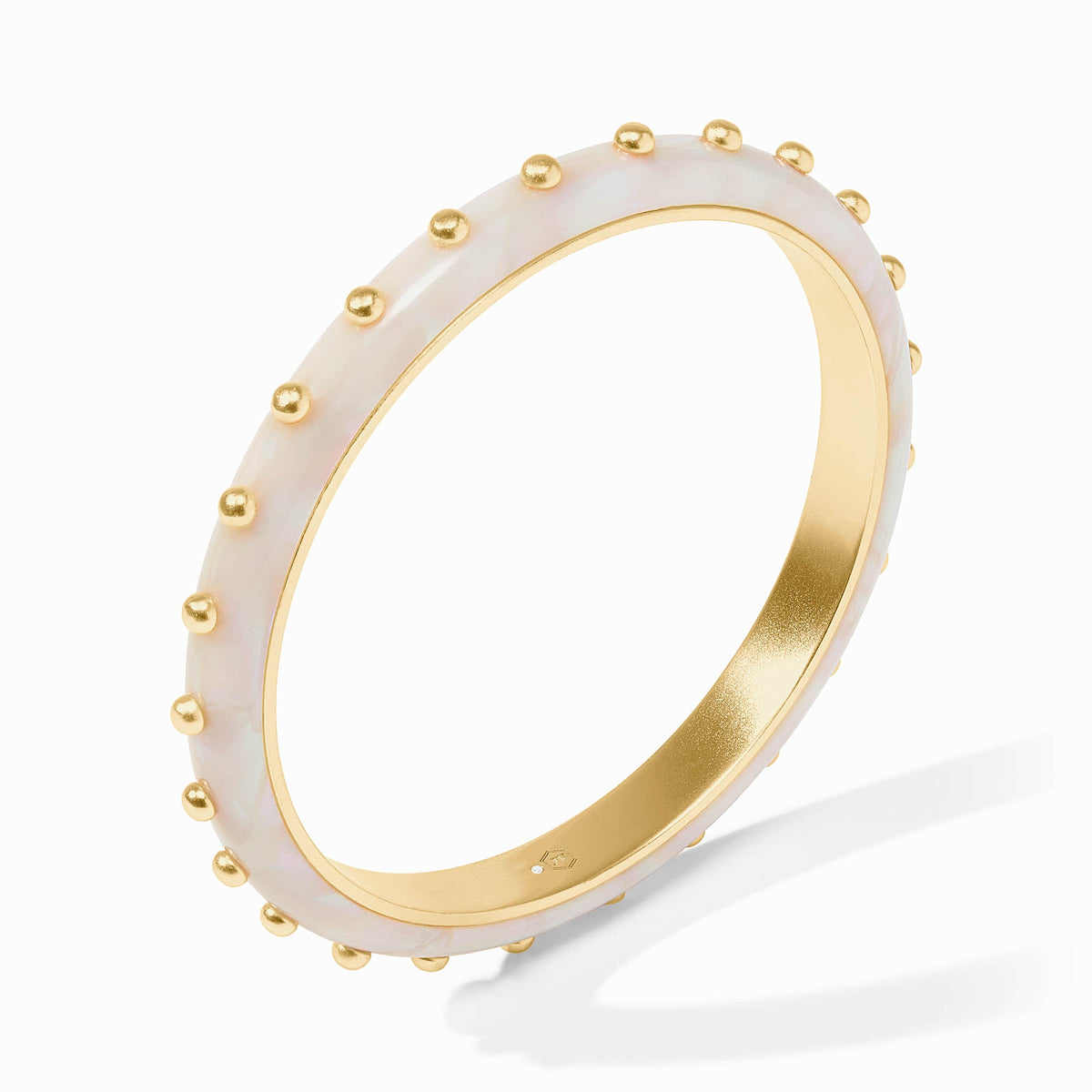 Colette Bangle | Julie Vos